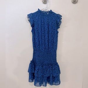 New w/o tags dress from a California Boutique. Elastic waist & layered bottom